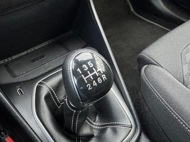 Ford Fiesta 1.0 Hybrid Titanium ecc,navi,led,pdc,sportdop