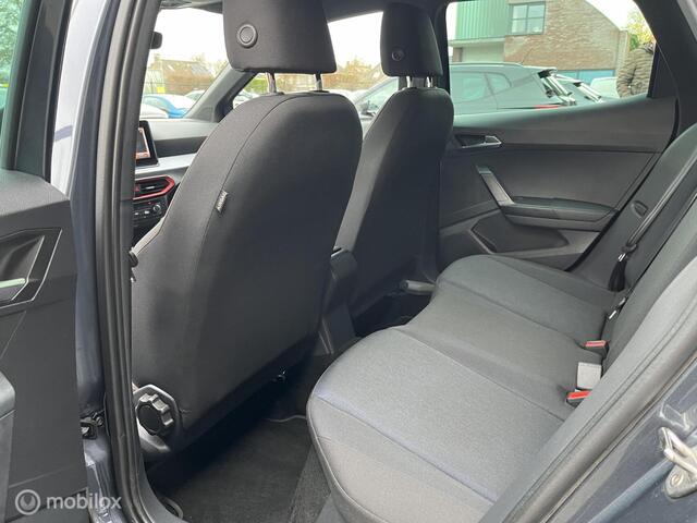 Seat Arona 1.0 EcoTSI FR DSG LEDCAMERACRUISENAVIPDC