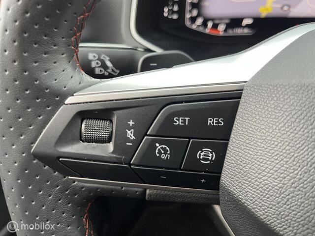 Seat Arona 1.0 EcoTSI FR DSG LEDCAMERACRUISENAVIPDC