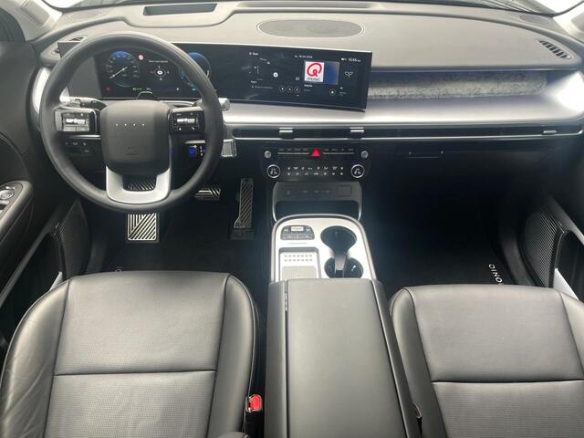 Hyundai Ioniq 9 Lounge AWD+ 110.3kWh 428pk |  7-PERSOONS | SCHUIF/KANTELDAK | ULTRAVIOLET CLEANING | 2.500KG TREKGEWICHT GEREMD | BESTE IN ZIJN KLASSE |