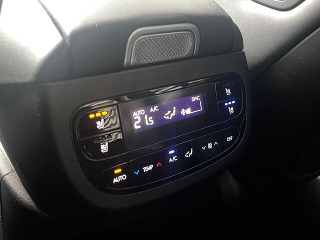 Hyundai Ioniq 9 Lounge AWD+ 110.3kWh 428pk |  7-PERSOONS | SCHUIF/KANTELDAK | ULTRAVIOLET CLEANING | 2.500KG TREKGEWICHT GEREMD | BESTE IN ZIJN KLASSE |