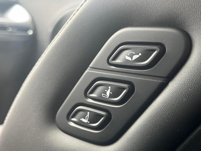 Hyundai Ioniq 9 Lounge AWD+ 110.3kWh 428pk |  7-PERSOONS | SCHUIF/KANTELDAK | ULTRAVIOLET CLEANING | 2.500KG TREKGEWICHT GEREMD | BESTE IN ZIJN KLASSE |