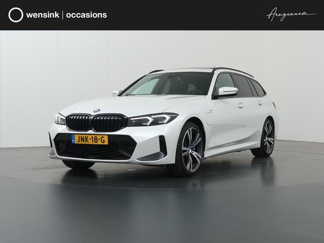 BMW 3-Serie Touring 330e M-Sport | M-Pakket | Panoramadak | Ele. stoelen + Geheugen | HUD | Sportstoelen | Camera | Apple CarPlay/Android auto | Adaptieve