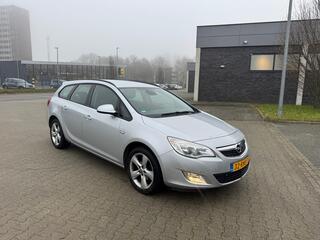 Opel Astra Sports Tourer (2010 - 2016)