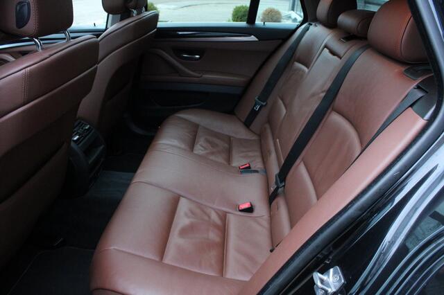 BMW 5-Serie Touring 523i Executive l Panodak l Head-UP l 6 Cilinder