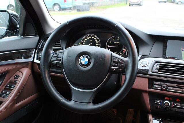 BMW 5-Serie Touring 523i Executive l Panodak l Head-UP l 6 Cilinder