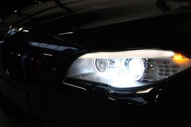 BMW 5-Serie Touring 523i Executive l Panodak l Head-UP l 6 Cilinder