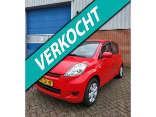 DAIHATSU SIRION 2 1.0-12V Premium
