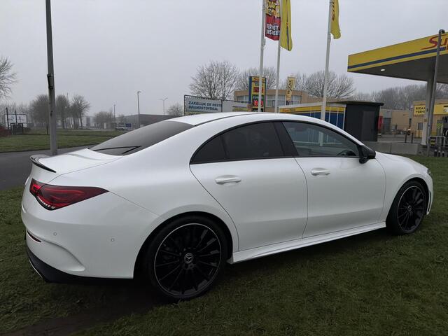 Mercedes-Benz CLA-Klasse 200 AMG