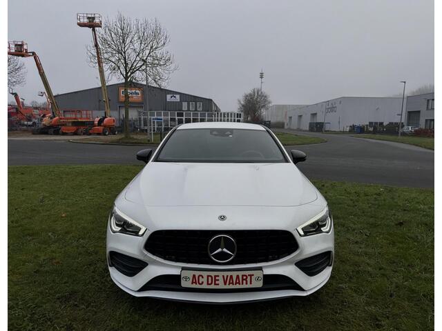 Mercedes-Benz CLA-Klasse 200 AMG