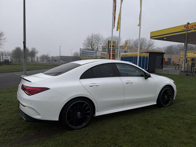 Mercedes-Benz CLA-Klasse 200 AMG