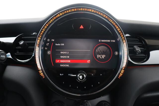 Mini Electric SE | Business Edition Navigatie/ Cruise Control/ Warmtepomp/ Sportstoelen/ Carplay / Lentevoordeel