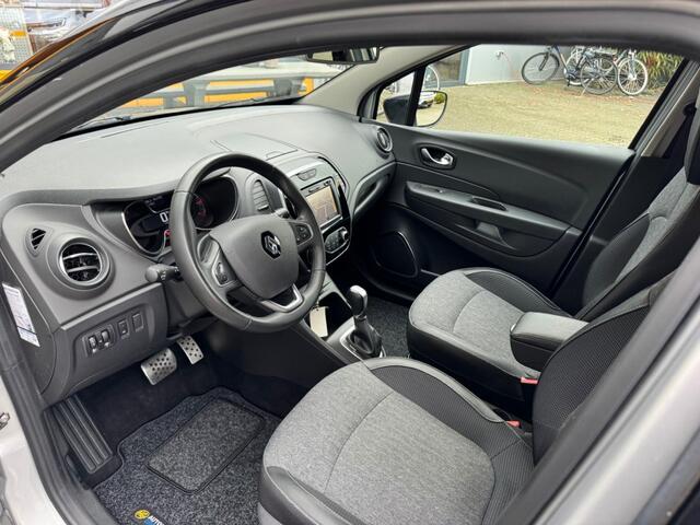 Renault Captur 1.2 TCe Intens 120pk - Navi - camera