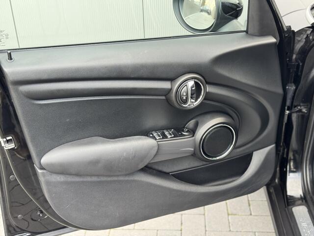 Mini Cooper 1.5 Salt 5-deurs | LED koplampen | Groot Navi | Wired