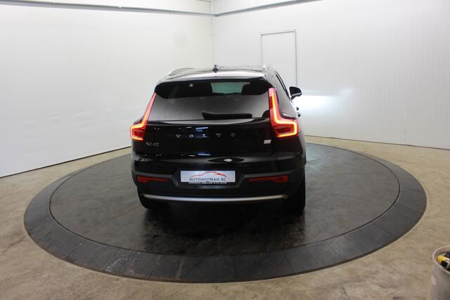 Volvo XC40 1.5 T4 Plug-in hybrid 211PK Camera EL Trekh+aKlep Dhoek Detec Stoel Verwarming