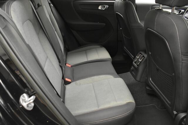 Volvo XC40 1.5 T4 Plug-in hybrid 211PK Camera EL Trekh+aKlep Dhoek Detec Stoel Verwarming
