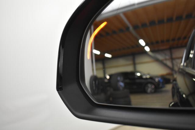 Volvo XC40 1.5 T4 Plug-in hybrid 211PK Camera EL Trekh+aKlep Dhoek Detec Stoel Verwarming