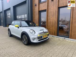 MINI Electric Mini Charged 33 kWh S Yours full opttion l camera l leer
