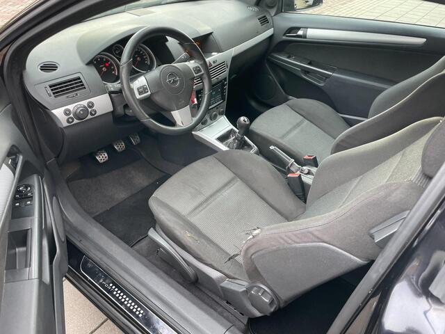 Opel Astra GTC 1.8 Sport Airco Carplay/Andriod NAP APK 1 Jaar