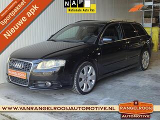 AUDI A4 Avant 2.0 TFSI quattro Advance S-line, xenon, 18