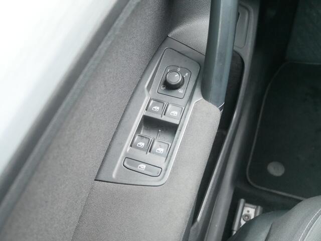 Volkswagen Tiguan 1.5 TSI, Airco, AndroidAuto\Apple Carplay, Hoge Instap