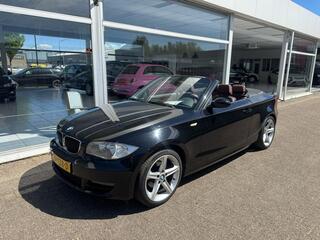 BMW 1-SERIE Cabrio 118i | Cruise control | Elektrische ramen | Airco | Leder Congaq kleur bekleding  |  APK tot 31-05-2026 |