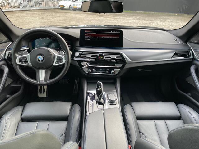 BMW 5-Serie Touring 530e xDrive High Executive LCI M-Sport Stoelen Compleet BMW Onderhoud incl 12 maanden Garantie