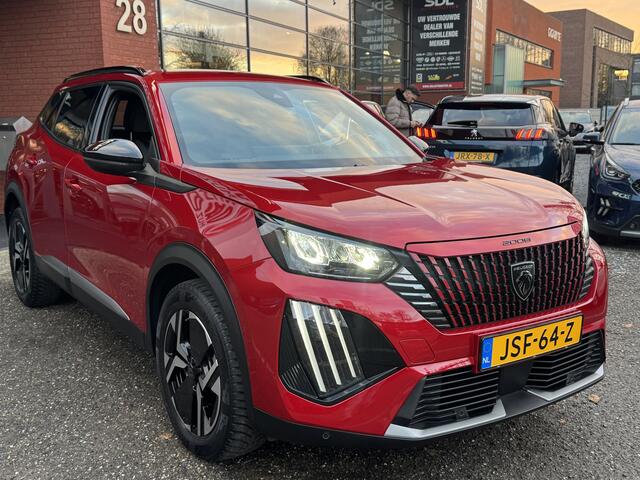 Peugeot 2008 1.2 PureTech 130 Allure // FULL LED // APPLE CARPLAY / ANDROID AUTO // KEYLESS // STOELVERWARMING // PDC V+A