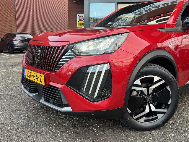 Peugeot 2008 1.2 PureTech 130 Allure // FULL LED // APPLE CARPLAY / ANDROID AUTO // KEYLESS // STOELVERWARMING // PDC V+A