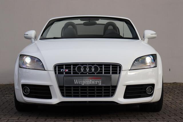 Audi TT Roadster 2.0 TFSI S-line 19 Xenon