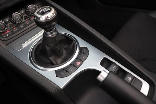 Audi TT Roadster 2.0 TFSI S-line 19 Xenon