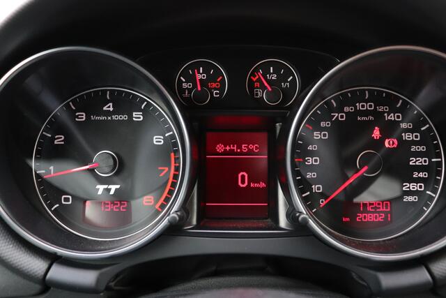 Audi TT Roadster 2.0 TFSI S-line 19 Xenon