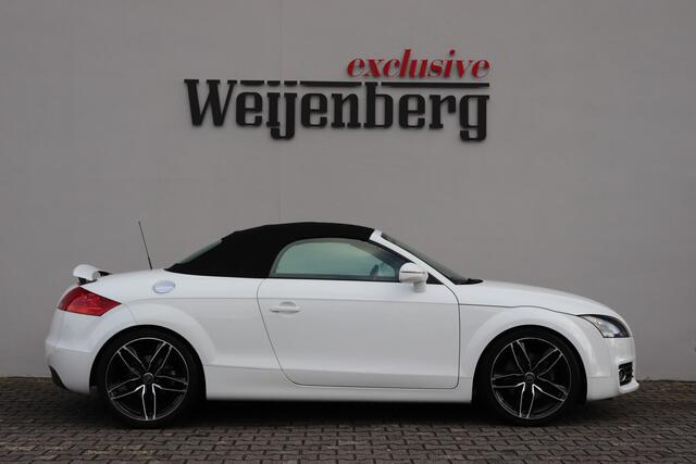 Audi TT Roadster 2.0 TFSI S-line 19 Xenon