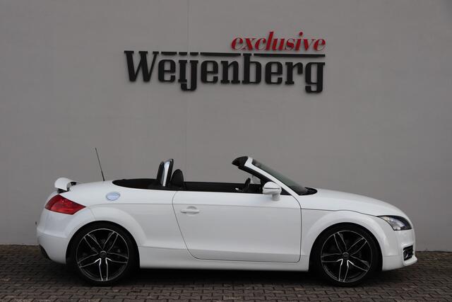 Audi TT Roadster 2.0 TFSI S-line 19 Xenon