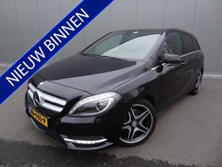 MERCEDES-BENZ B-KLASSE 250 Prestige | PANO | TREKHAAK | NAVI