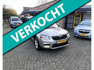 SKODA YETI /zeer mooie en dealer onderhouden/airco/navi/Automaat/trekhaak/lage km+NAP/Nw Apk!!!