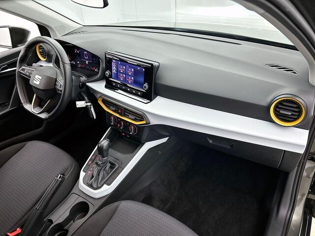 Seat Arona 1.0 TSI AUTOM. Style Connect CARPLAY-NAV | CRUISE | PRIVACY-GLASS