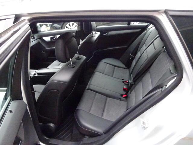 Mercedes-Benz C-Klasse Estate 200 K Avantgarde c klasse estate automaat