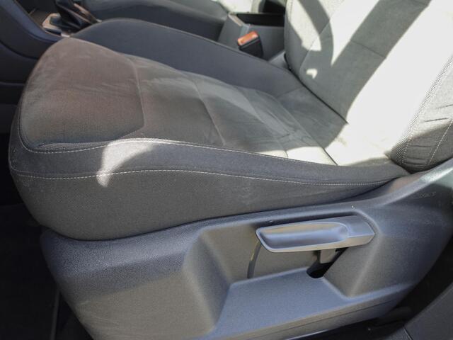 Volkswagen Tiguan Allspace 1.5 TSI DSG R-Line 7p. Navigatie Climate Control Lichtmetalen velgen DAB Led Stoelverwarming Apple Carplay/ Android Auto Lichtmetalen 