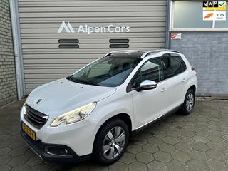 PEUGEOT 2008 1.2 PureTech Allure PANO / NAVI / Half leder / PDC / Trekhaak