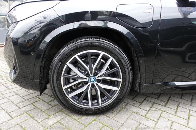 BMW X1 XDRIVE 30E M-Sport Panorama Trekhaak BOMVOL