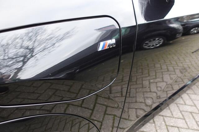BMW X1 XDRIVE 30E M-Sport Panorama Trekhaak BOMVOL
