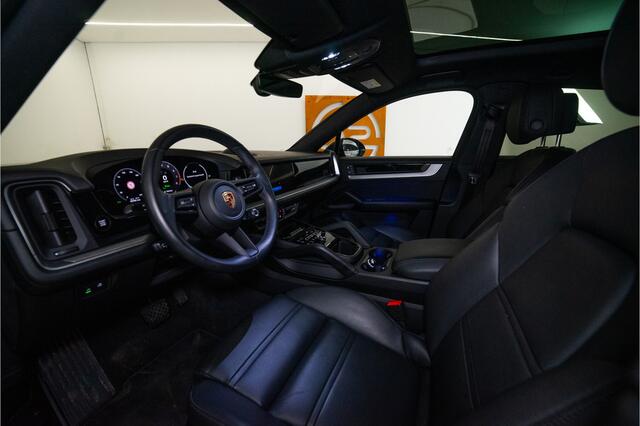 Porsche Cayenne Coup� 3.0 E-Hybrid 470PK | InnoDrive | Bose | Trekhaak | Sportchrono | VOL Fabrieksgarantie