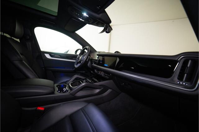 Porsche Cayenne Coup� 3.0 E-Hybrid 470PK | InnoDrive | Bose | Trekhaak | Sportchrono | VOL Fabrieksgarantie
