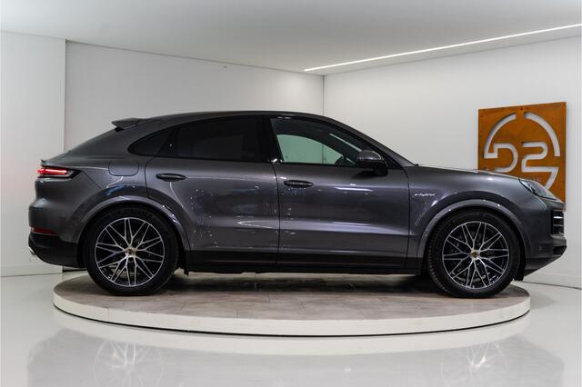 Porsche Cayenne Coup� 3.0 E-Hybrid 470PK | InnoDrive | Bose | Trekhaak | Sportchrono | VOL Fabrieksgarantie