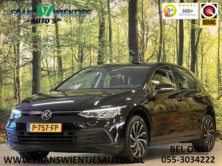 VOLKSWAGEN GOLF 1.0 TSI Life | Adaptive Cruise Control | Parkeersensoren | Apple Carplay | Android Auto | Sfeerverlichting | Trekhaak | 17
