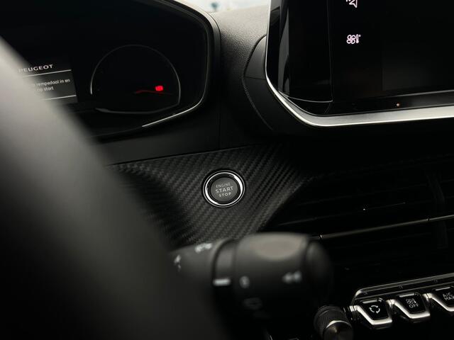 Peugeot 208 1.2 PureTech Allure NL AUTO | PDC | LAGE KM