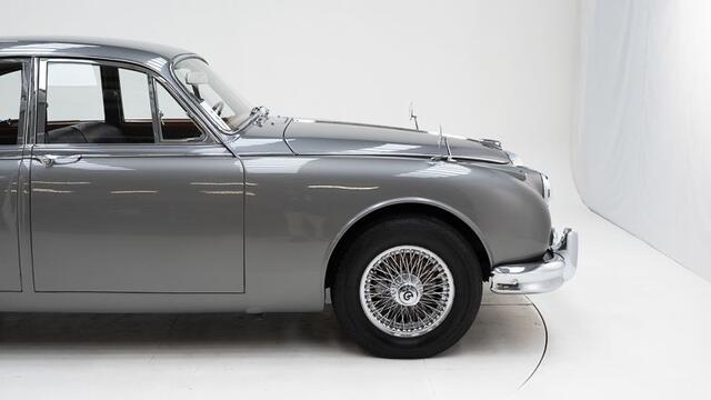 Daimler V8