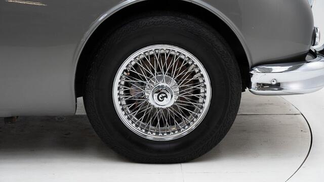 Daimler V8