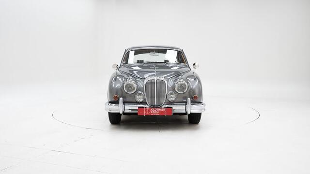 Daimler V8